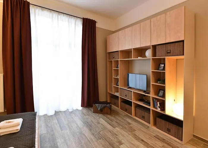 Spacious Studio At Parliament With Free Bikes - Szemere Apartman A Parlamentnel Ingyen Bicokkal